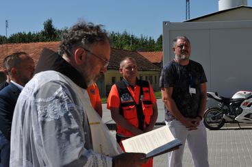 Nowa karetka będzie służyć mieszkańcom powiatu wieluńskiego